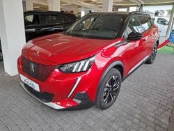 Rot Gebraucht 2023 Peugeot e-2008 GT SUV | 21.590 € (Etwas zu teuer)
