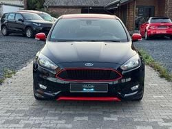 Schwarz Gebraucht 2017 Ford Focus ST-Line Limousine | 5.450 € (Guter Preis)