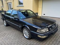 Schwarz Gebraucht 1991 Audi V8 Limousine | 13.000 €