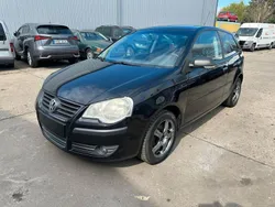 Silber Gebraucht 2005 VW Polo Trendline Kleinwagen | 2.690 € (Teuer)