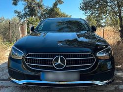 Schwarz Gebraucht 2022 Mercedes E200 Limousine | 34.000 € (Fairer Preis)