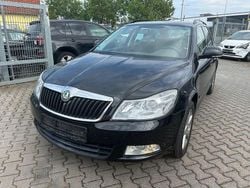 Schwarz Gebraucht 2011 Skoda Octavia Family Kombi | 4.300 € (Guter Preis)