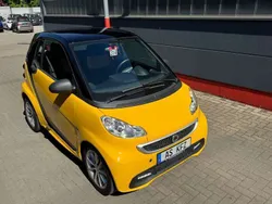 Gelb Gebraucht 2014 Smart ForTwo Coupé Passion Kleinwagen | 8.490 € (Etwas zu teuer)