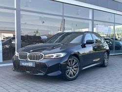 Schwarz Gebraucht 2024 BMW 320 M Sport Limousine | 42.400 € (Fairer Preis)