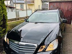 Schwarz Gebraucht 2011 Mercedes E220 Kombi | 4.100 € (Superpreis)