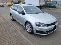 Silber Gebraucht 2014 VW Golf VII Kombi | 7.400 € (Fairer Preis)