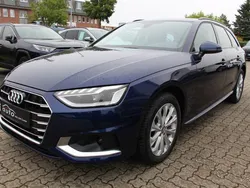 Blau Gebraucht 2020 Audi A4 Advanced Kombi | 23.900 € (Fairer Preis)