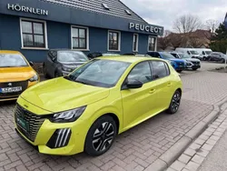 Gelb Neu 2024 Peugeot 208 Allure Kleinwagen | 19.490 € (Guter Preis)