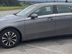 Grau Gebraucht 2023 Mercedes A180 Advanced Limousine | 26.900 € (Fairer Preis)