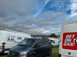 Grau Gebraucht 2019 Mercedes Vito Van | 22.000 €