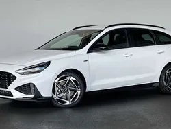 Weiss / atlasweiss Neu 2024 Hyundai i30 N Line Kombi | 26.990 € (Fairer Preis)