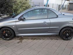 Silber Gebraucht 2004 Peugeot 206 CC Cabrio | 1.990 € (Etwas zu teuer)