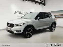Silber Gebraucht 2022 Volvo XC40 R-Design SUV | 31.900 € (Superpreis)
