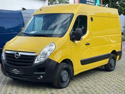 Gelb Gebraucht 2017 Opel Movano Van | 11.850 € (Superpreis)