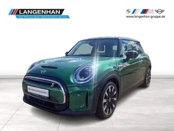 Grün Gebraucht 2021 Mini Cooper SE Kleinwagen | 16.932 € (Fairer Preis)