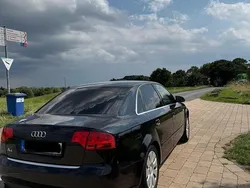 Schwarz Gebraucht 2006 Audi A4 Limousine | 3.200 € (Guter Preis)