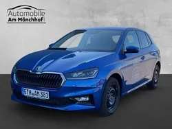 Blau Neu 2024 Skoda Fabia Drive Limousine | 25.600 € (Etwas zu teuer)