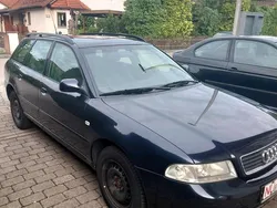 Blau Gebraucht 2001 Audi A4 Comfort Kombi | 2.800 € (Fairer Preis)