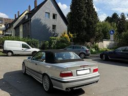 Silber Gebraucht 1997 BMW 320 Cabriolet M Sport Cabrio | 7.500 € (Superpreis)