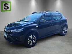 Schwarz Gebraucht 2023 Dacia Sandero Expression Kleinwagen | 16.490 € (Fairer Preis)