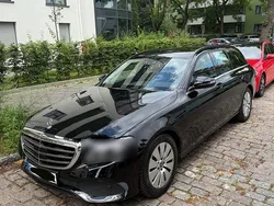 Schwarz Gebraucht 2019 Mercedes E220 Kombi | 20.300 € (Fairer Preis)