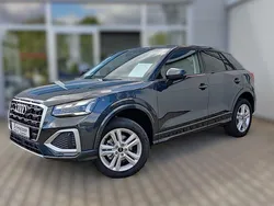 Grau Neu 2025 Audi Q2 Advanced Plus SUV | 36.990 € (Etwas zu teuer)