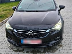 Schwarz Gebraucht 2017 Opel Astra Kombi | 7.500 € (Guter Preis)