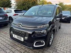 Schwarz Gebraucht 2019 Citroën Berlingo Feel Van / Kleinbus | 16.999 € (Fairer Preis)