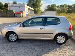 Gebraucht 2004 VW Golf Limousine | 2.450 € (Teuer)