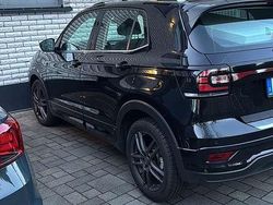 Schwarz Gebraucht 2019 VW T-Cross Style SUV | 22.600 € (Etwas zu teuer)