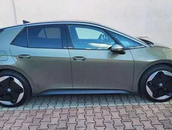 Grün Gebraucht 2024 VW ID.3 Pro Kleinwagen | 30.000 € (Guter Preis)