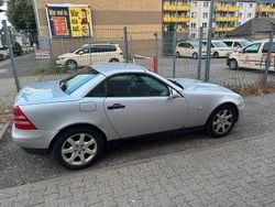 Silber Gebraucht 1997 Mercedes SLK200 Cabrio | 1.500 € (Guter Preis)
