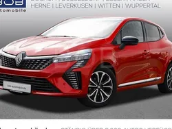 Rot Gebraucht 2024 Renault Clio V Techno Limousine | 16.666 € (Fairer Preis)