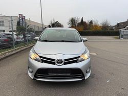Silber Gebraucht 2013 Toyota Verso Life Van / Kleinbus | 4.990 € (Teuer)