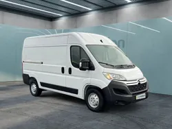 Weiß Gebraucht 2023 Citroën Jumper Van / Kleinbus | 29.770 € (Fairer Preis)