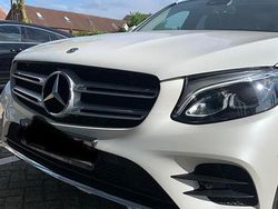 Weiß Gebraucht 2017 Mercedes GLC220 AMG line SUV | 29.999 € (Fairer Preis)