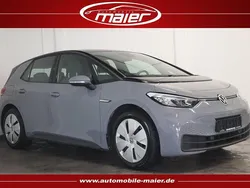 Grau Gebraucht 2021 VW ID.3 Pure Kleinwagen | 17.700 € (Fairer Preis)
