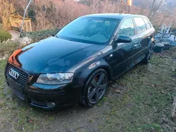 Schwarz Gebraucht 2005 Audi 200 Kombi | 1.750 €