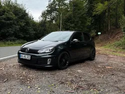 Silber Gebraucht 2011 VW Golf VI Edition Kombi | 10.999 €