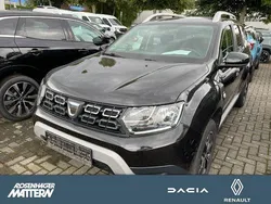Perlmuttschwarz (metallic) Gebraucht 2020 Dacia Duster Celebration SUV | 13.470 € (Fairer Preis)