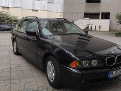 Schwarz Gebraucht 2002 BMW 525 Exclusive Kombi | 3.000 € (Superpreis)