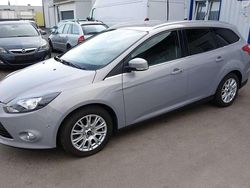 Micastonesilber metallic Gebraucht 2012 Ford Focus Titanium Kombi | 5.950 € (Guter Preis)