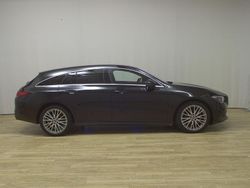 Nachtschwarz uni Gebraucht 2023 Mercedes CLA200 Shooting Brake Progressive Kombi | 23.980 € (Superpreis)