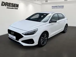 Weiss Gebraucht 2024 Hyundai i30 Advantage Limousine | 21.450 € (Guter Preis)