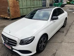 Weiß Gebraucht 2016 Mercedes E220 Night Limousine | 16.770 €