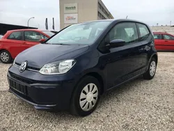 Blau Gebraucht 2017 VW up! Move Kleinwagen | 4.499 € (Fairer Preis)