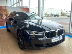 Schwarz Gebraucht 2021 BMW 530 Sport Line Kombi | 37.900 € (Fairer Preis)