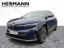 Nachtblau, dolomitgrau (blau) Gebraucht 2023 Renault Mégane Techno Limousine | 29.175 € (Guter Preis)