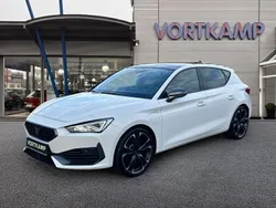 Candy weiß Gebraucht 2021 Cupra Leon VZ Limousine | 28.490 € (Etwas zu teuer)