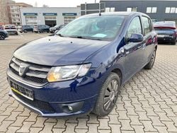 Blau Gebraucht 2015 Dacia Sandero Lauréate Limousine | 3.950 € (Superpreis)